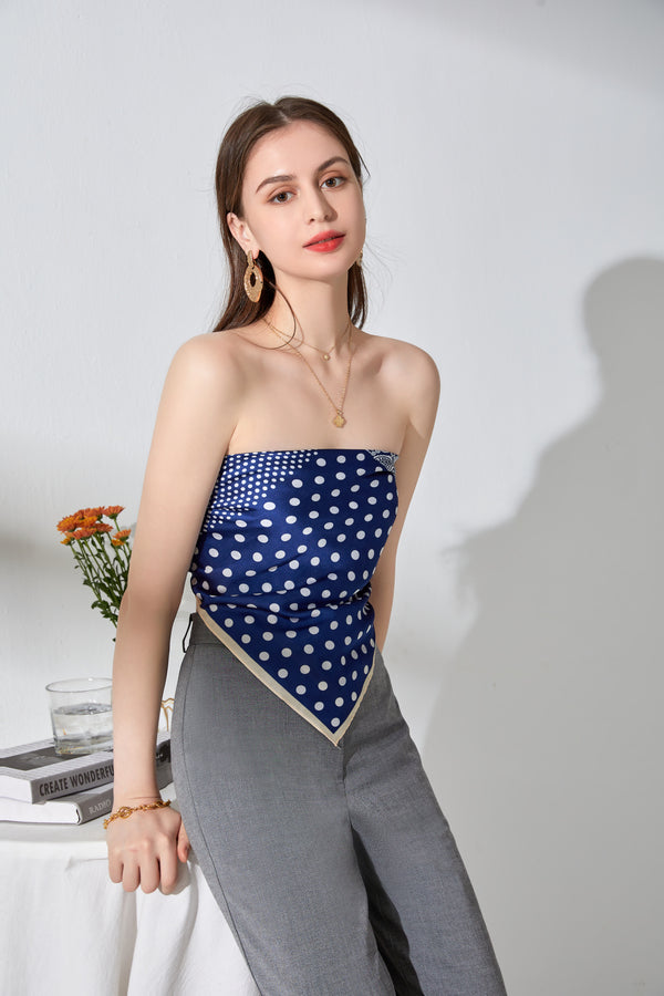 BusyBlue (70X70 cms)