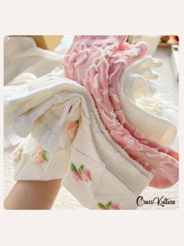 CrossKulture - SoleBesties pink & White crew socks model view