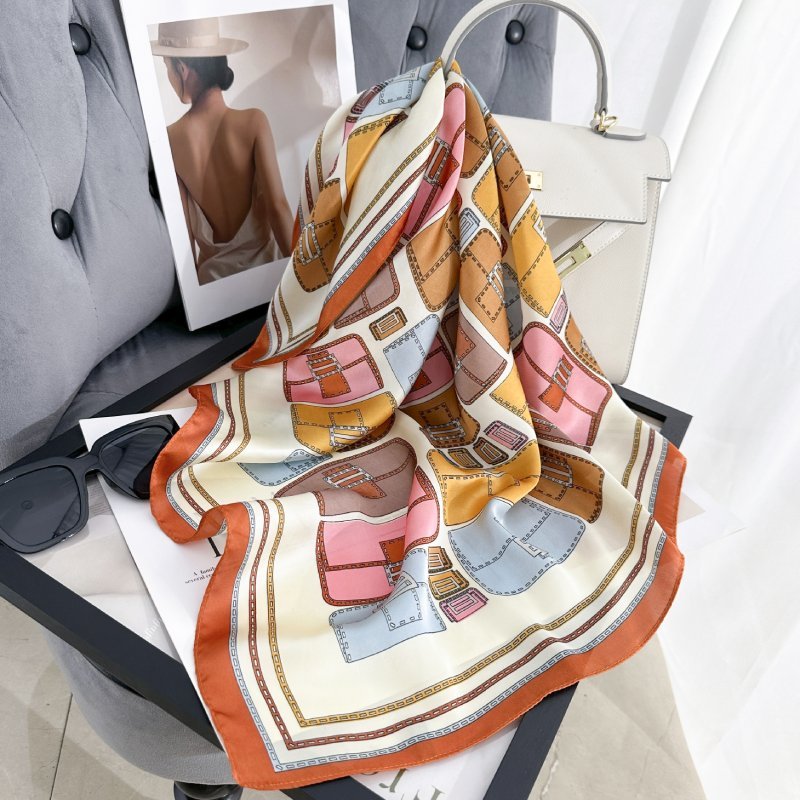 CrossKulture - DynamicPrint short satin scarf with handbag style view