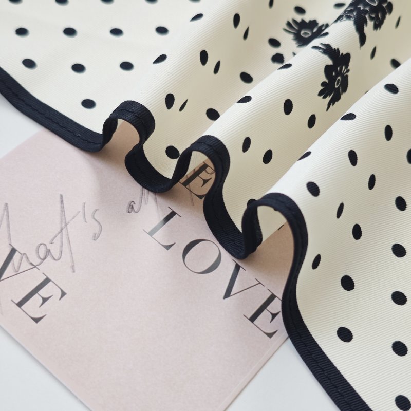 CrossKulture - TrianglePolka satin scarf