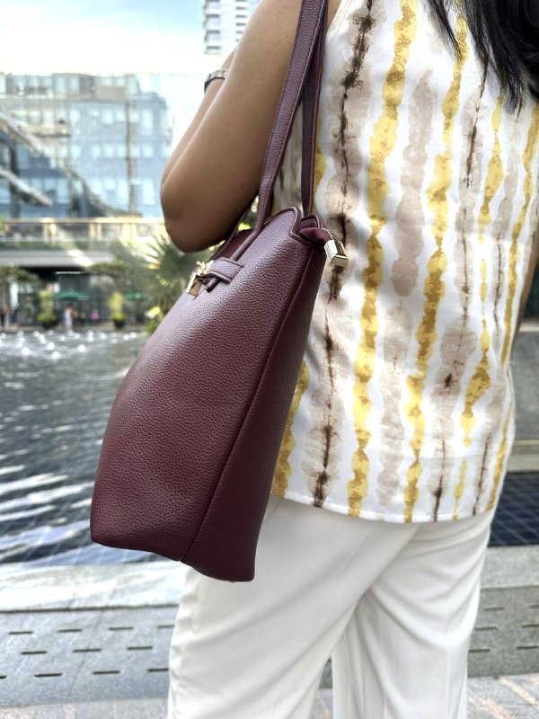 CrossKulture - MaxiTrendy Tote Bag side view with model