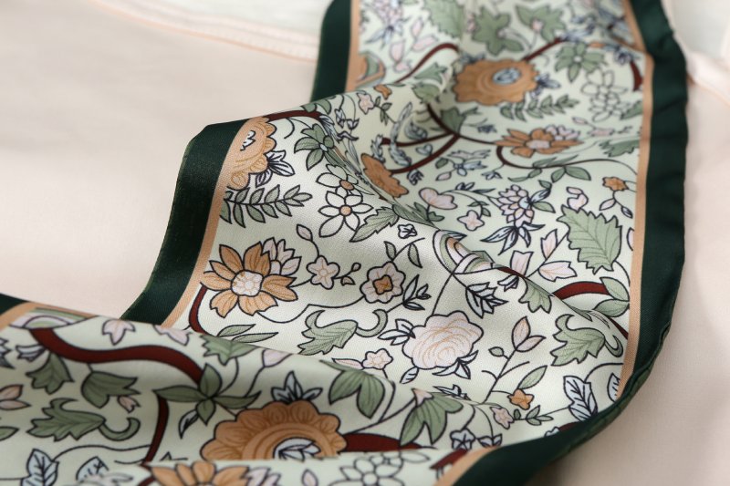 RibbonEdit Satin Ribbon Scarf Green