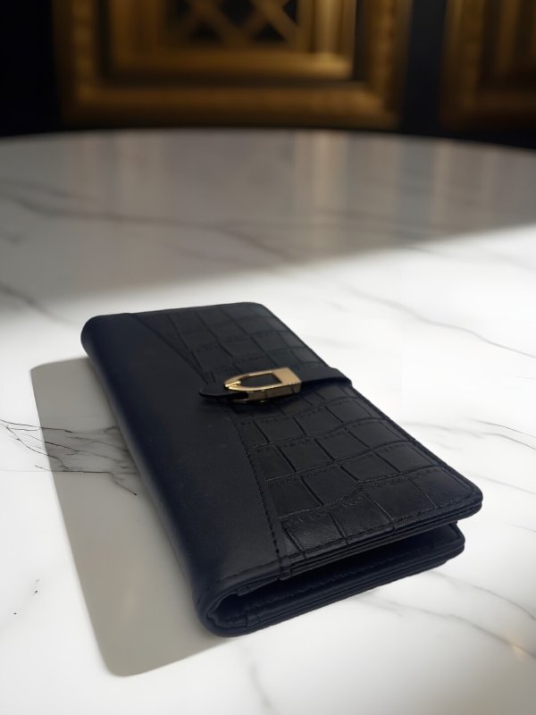 CrossKulture - ElegantCarry lightweight long wallet side view