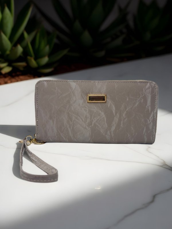 CrossKulture - UrbanCarry lightweight long wallet front view