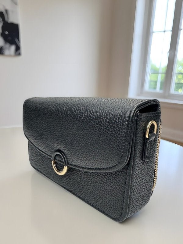 CrossKulture - StellarSling lightweight sling side view