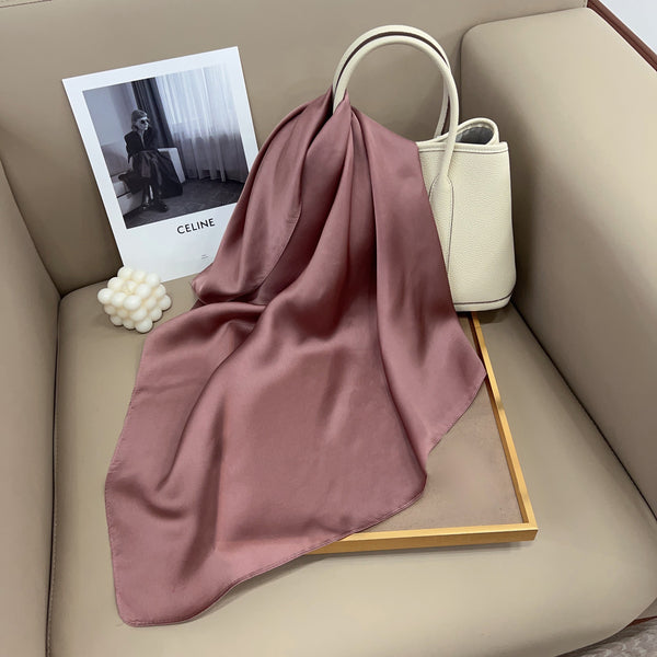 RosePinkGloss (70X70 cms)