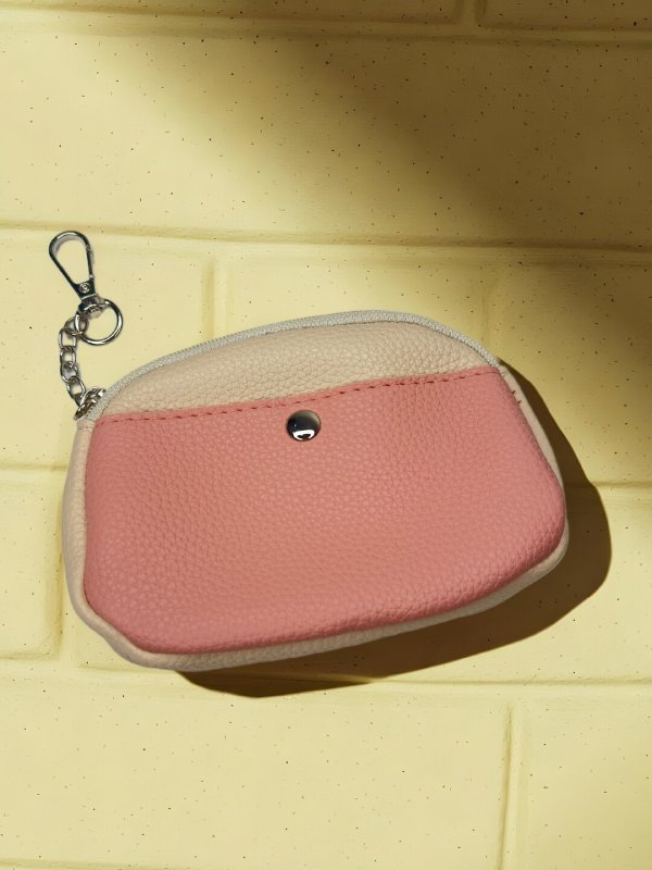 CrossKulture - GlamCase lightweight coin purse lifestyle view