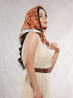 PolkaMuse (70X70 cms)