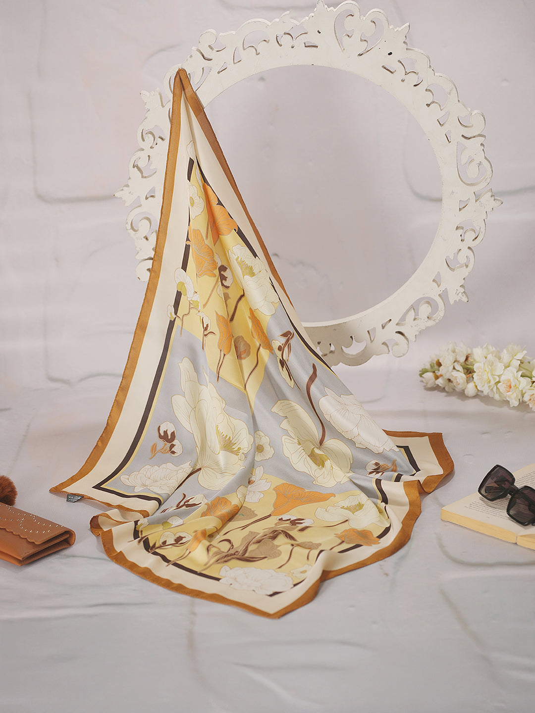 FloraFrame (70X70 cms)