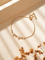 MoonCharm Chain Bracelet Gold
