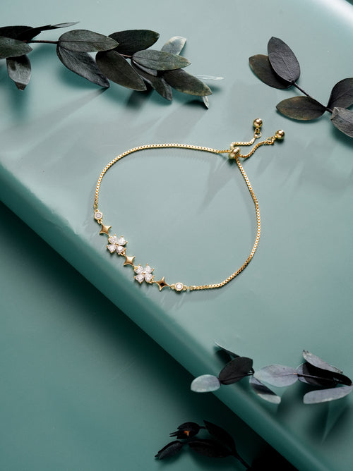 MoonCharm Chain Bracelet Gold