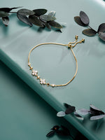 MoonCharm Chain Bracelet Gold