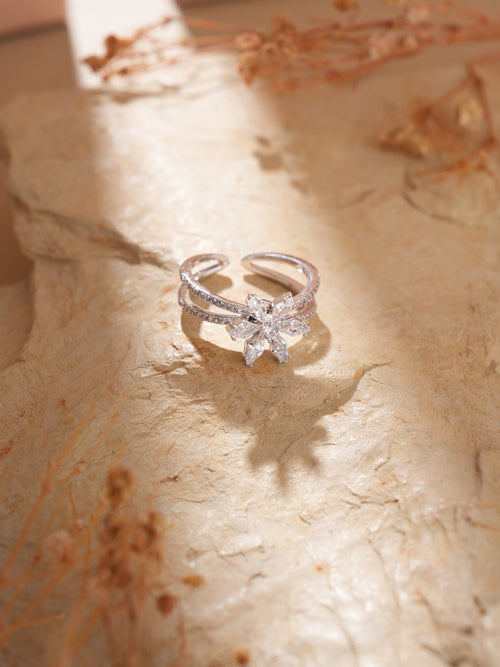 JewelNest Ring Silver