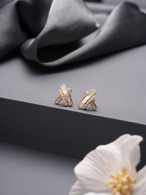 PearlPoise Ear Stud Single Gold