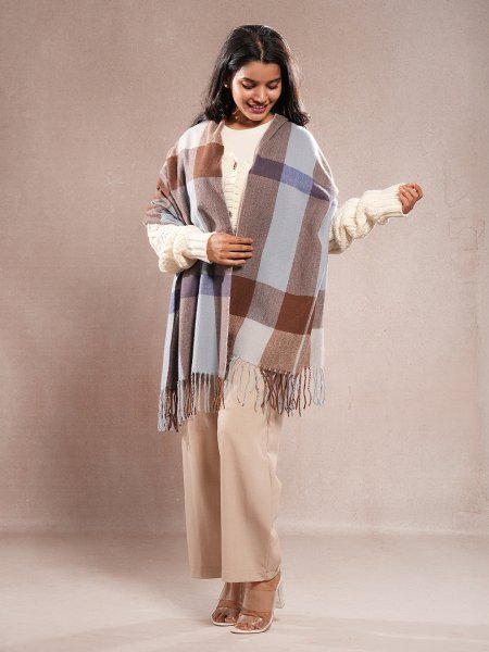 CrossKulture - FrozenWeave lightweight acrylic wool scarf model front view