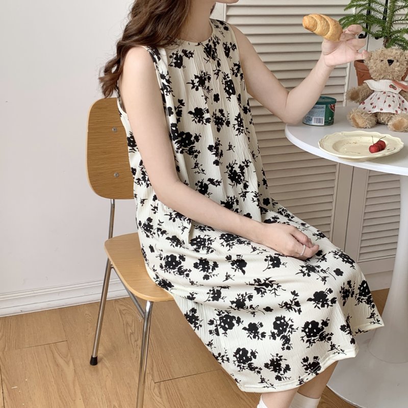 EasyEase Sleeveless Lounge Dress