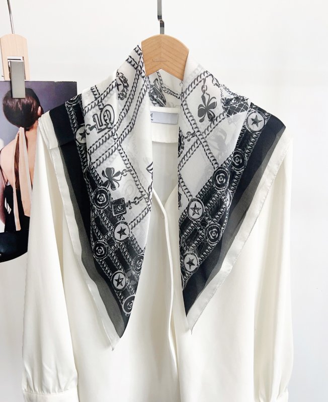 NetChic Black Gauze Square Scarf
