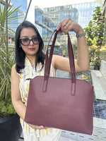 CrossKulture - MaxiTrendy Tote Bag back view with model 