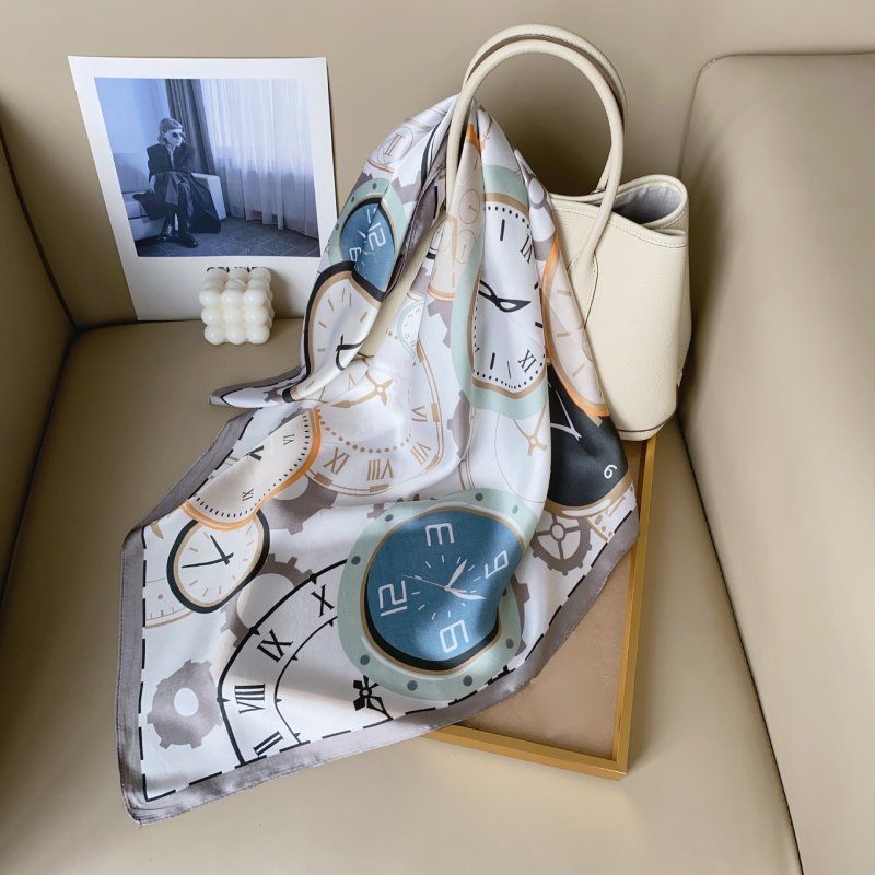 CrossKulture - TimelessBeaut short satin scarf with handbag style view