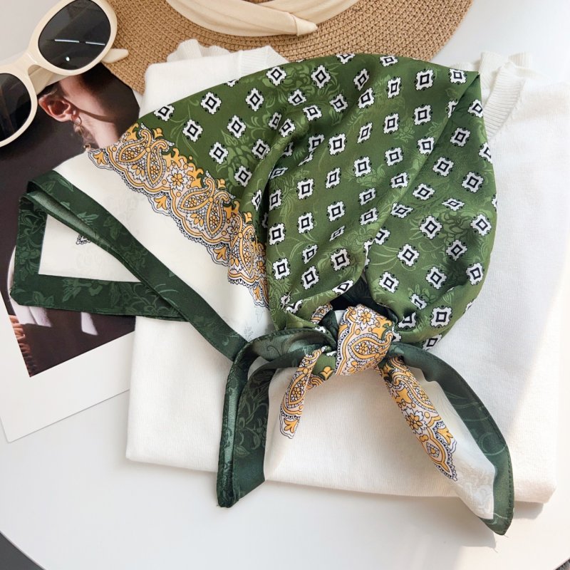 BrocadeCharm Green Jacquard Square Scarf