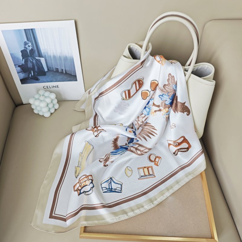 CrossKulture - PeacefulBloom short satin scarf with handbag style view
