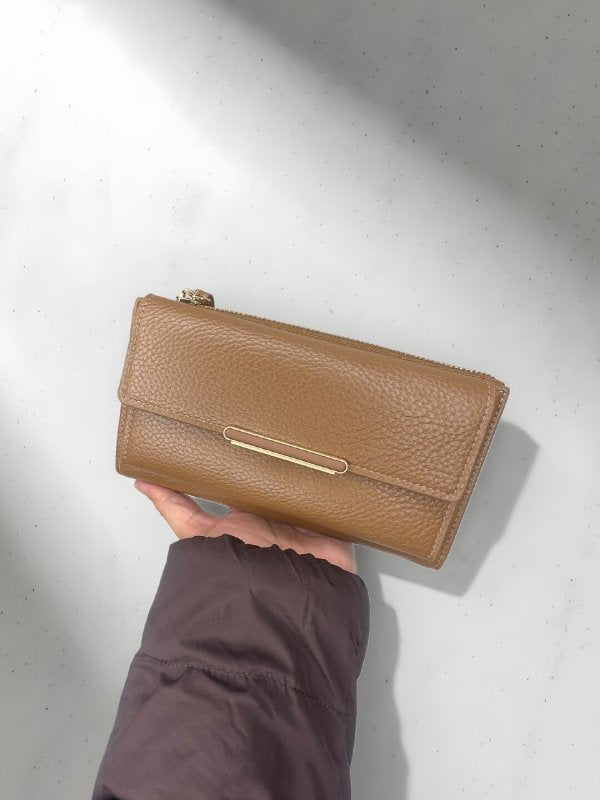 CrossKulture -PerfectCarry lightweight long wallet front view in model hand