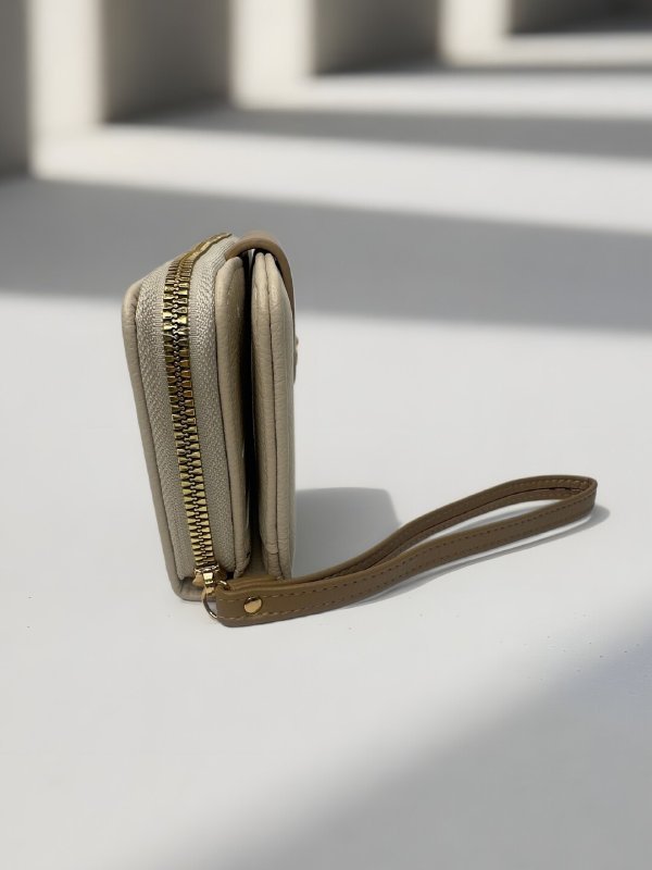 CrossKulture - GracefulCarry lightweight long wallet side view