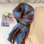 CrossKulture - WinterHug lightweight long wool scarf knot view