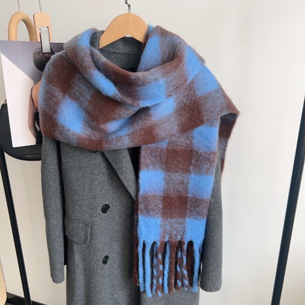 CrossKulture - WinterHug lightweight long wool scarf hanger view