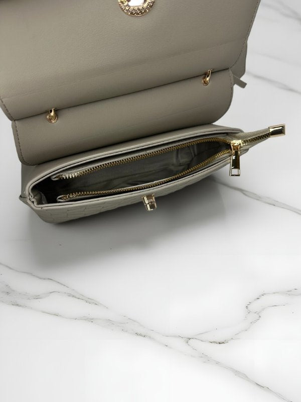 CrossKulture - BlissClass green handbag interior with zip compartment and storage pockets