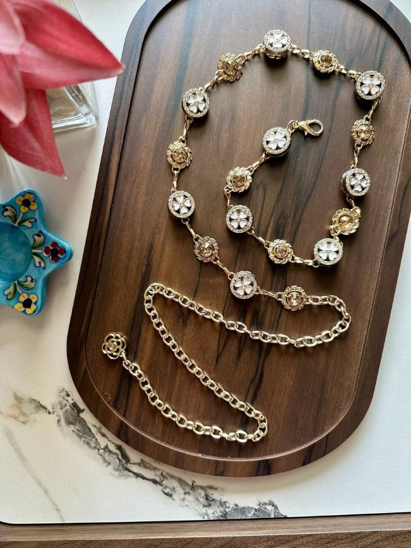 RockstarBling Gold Women Metal Bling Belt