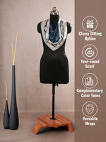 TealMaze (70X70 cms)