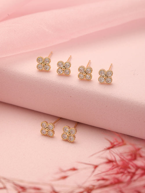 VogueVault Ear Stud Combo Gold