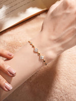 MoonCharm Chain Bracelet Gold