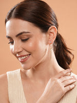 IvoryMuse Ear Drop Gold
