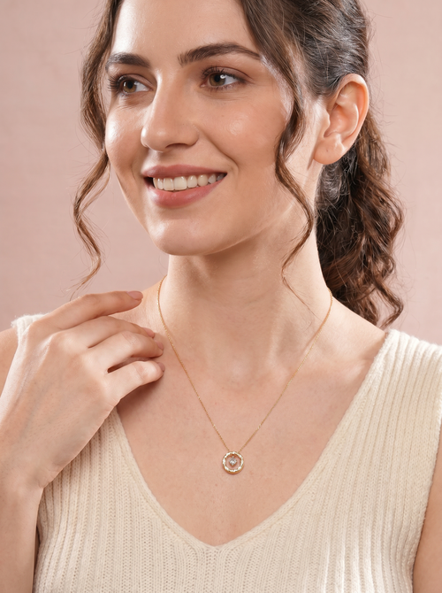 MajesticMuse Necklace Pendant Gold