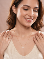 EliteElegance Necklace Pendant Gold