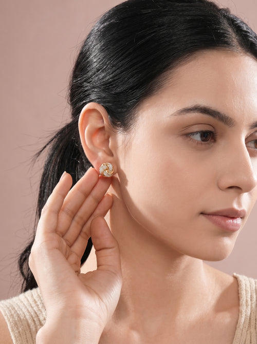 PrestigeGlow Ear Stud Single Gold